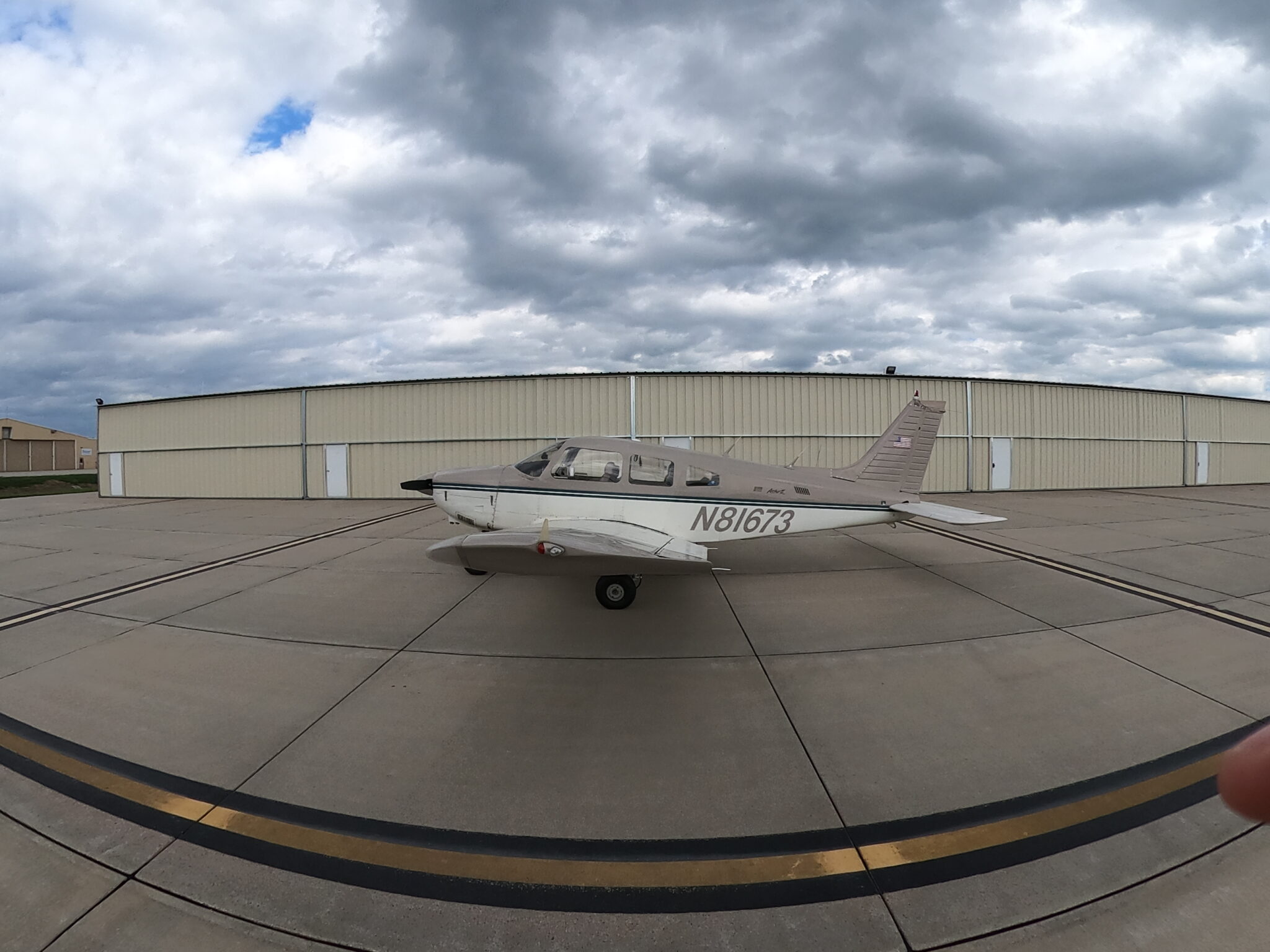 N81673 Piper Archer II photo 4 of 9