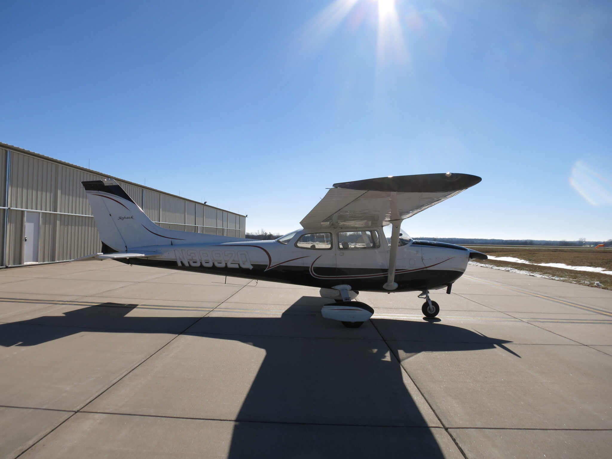 N3892Q Cessna 172L photo 6 of 8